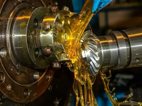 CNC車間油霧彌漫，油霧凈化設備一站式解決油霧污染問題